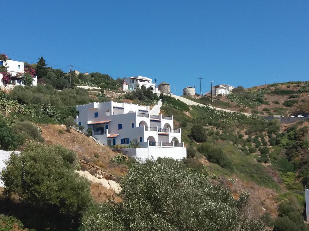 פורני איקריאס Studios Rena מראה חיצוני תמונה