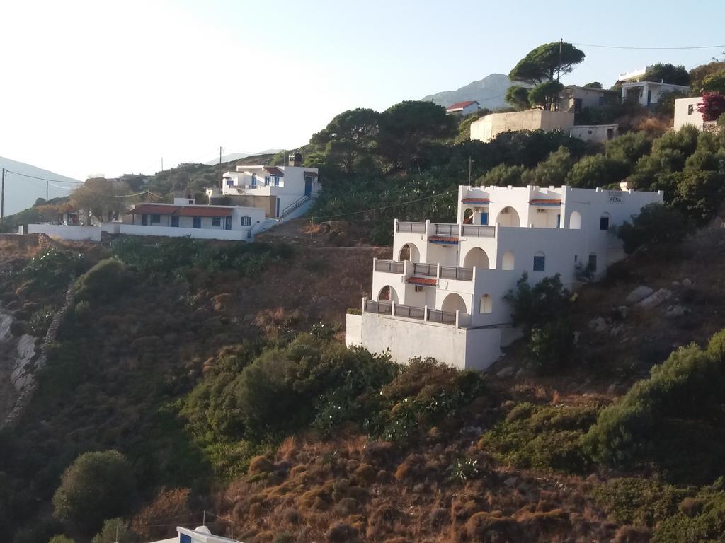 פורני איקריאס Studios Rena מראה חיצוני תמונה